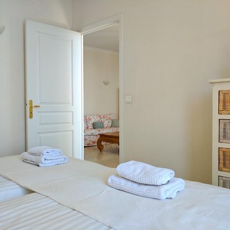 Citilet Louis Blanc 1,2,3 - Three Gorgeous, Open-Plan Apartments Cannes Esterno foto
