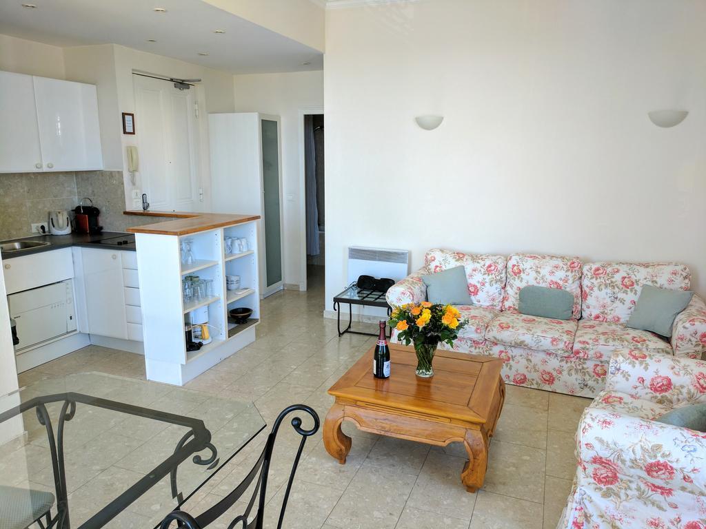 Citilet Louis Blanc 1,2,3 - Three Gorgeous, Open-Plan Apartments Cannes Esterno foto